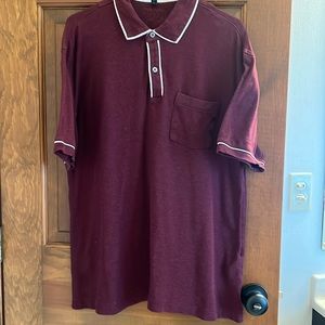 Men’s Banana Republic collared t-shirt. Burgundy colored.